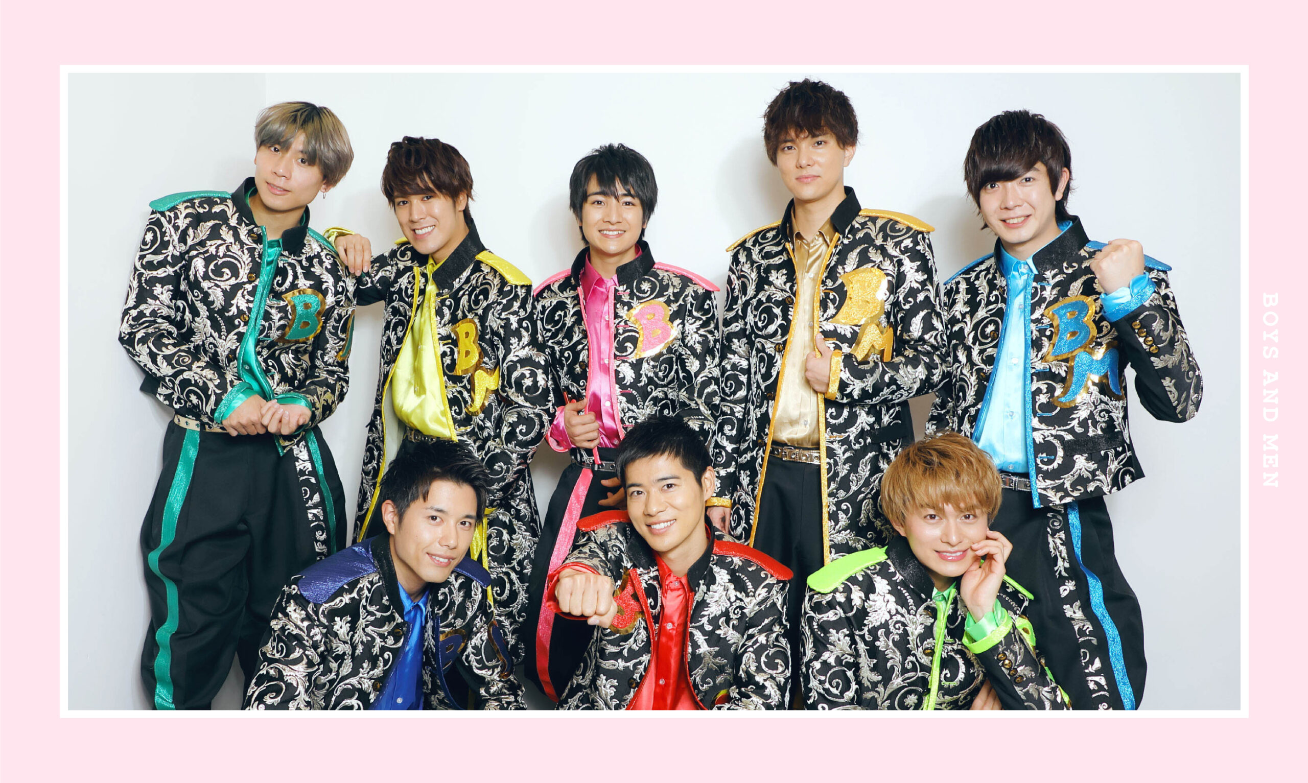 最新アルバムと写真集をチェック♡