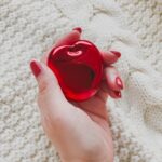 MERYエディターの#ふぁぼコスメ｜真っ赤な「リンゴ」のコンパクトにときめきが止まらない！