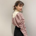 ハイネック×アップヘア×ピアスde至上のビジュに♡魅惑の三角関係のヒ・ミ・ツ