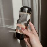 だって「親指」が一番写り込みやすい。物撮りとの相性で考える主役級ネイルデザイン