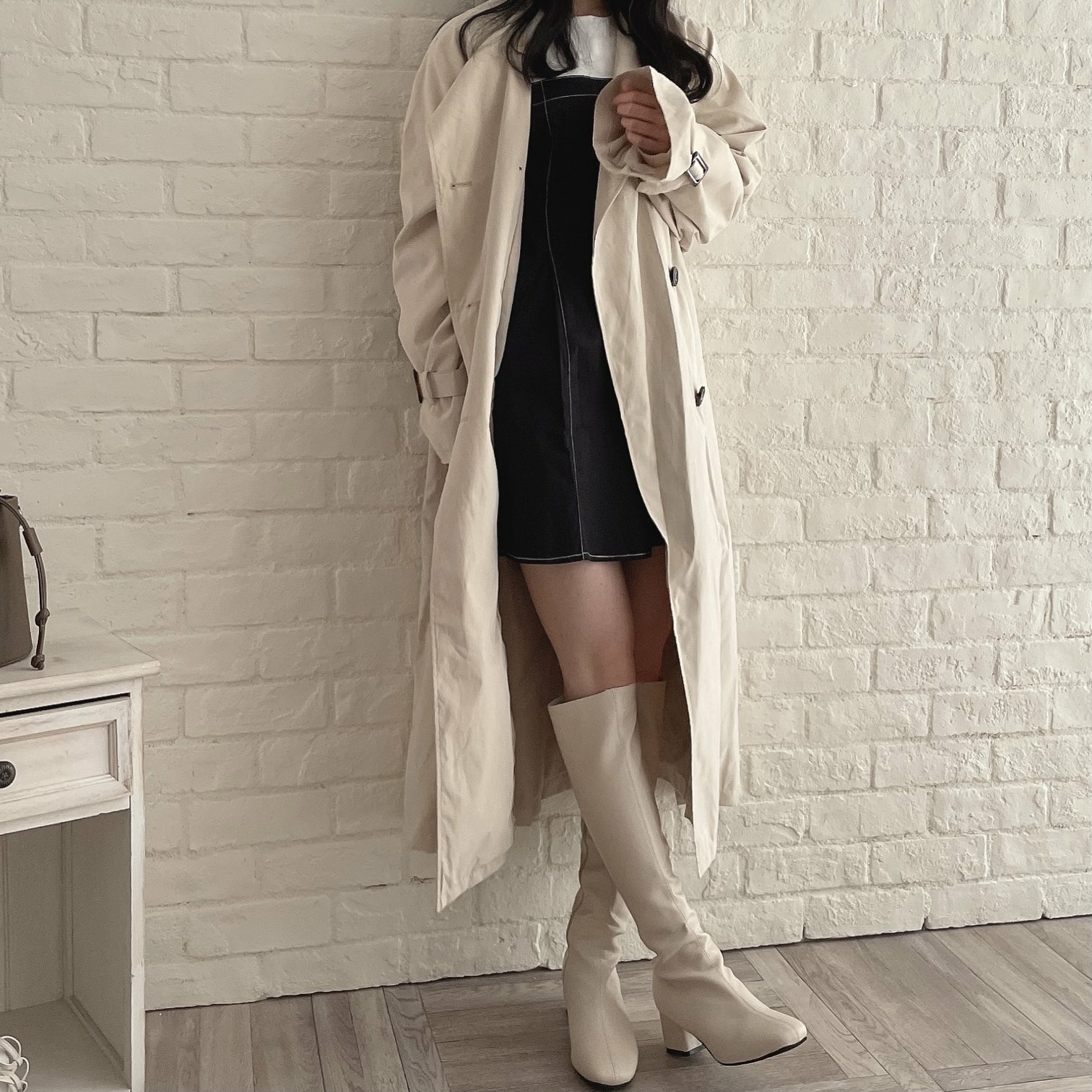 collarless big trench coat