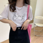 アンニュイイラストのTシャツ