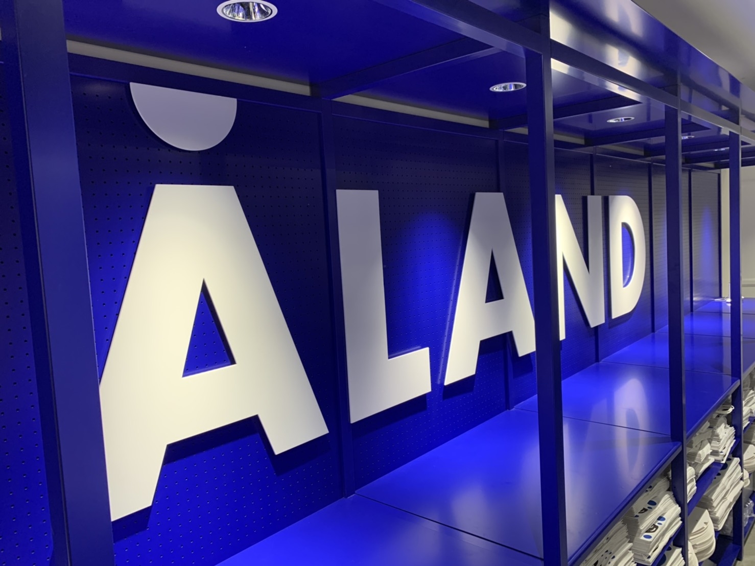 ALANDの店内