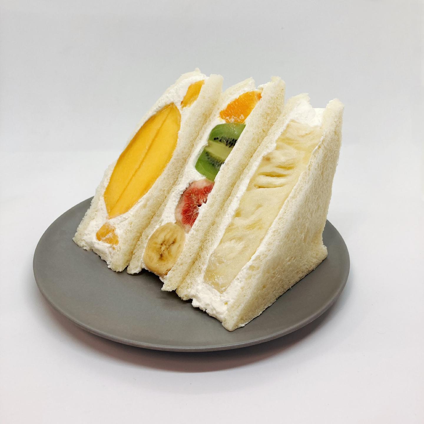 ハピマル　フルーツサンド