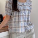 チェック柄ブラウス