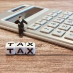TAXの文字と電卓