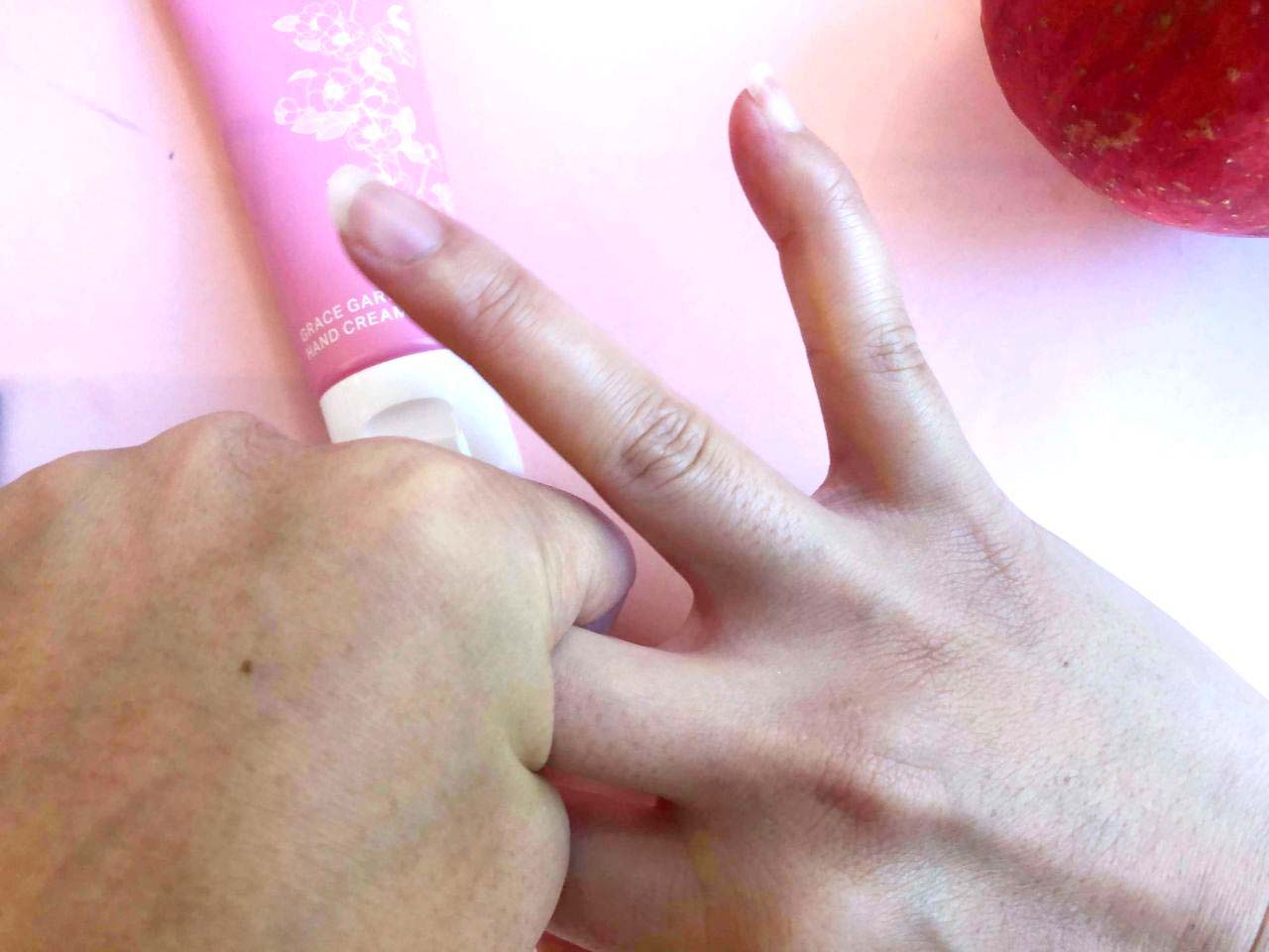 「グレースガーデン ハンドクリーム」