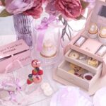 PINK TWEED and Marry
