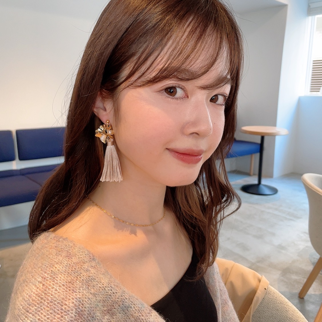 ピンクベージュタッセル ピアス イヤリング