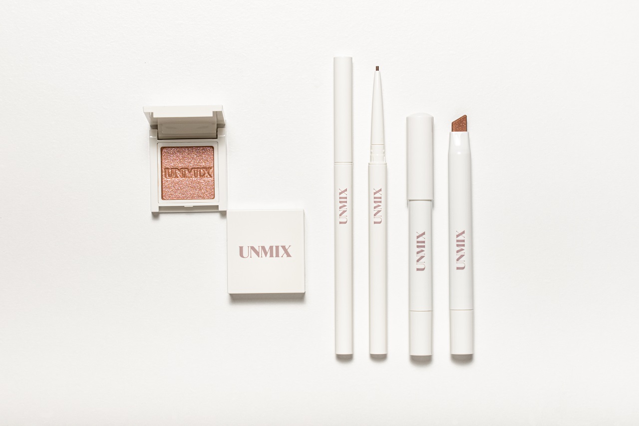 UNMIX2022春の商品写真