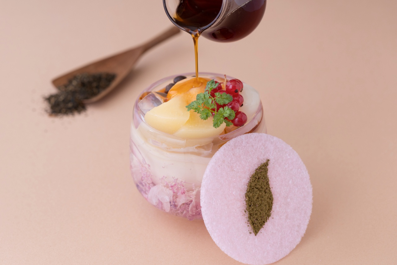 茶寮FUKUCHA「和紅茶ハーバルパフェ」