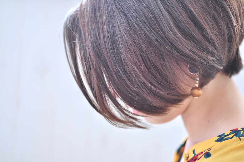 可愛いボブヘアの女性