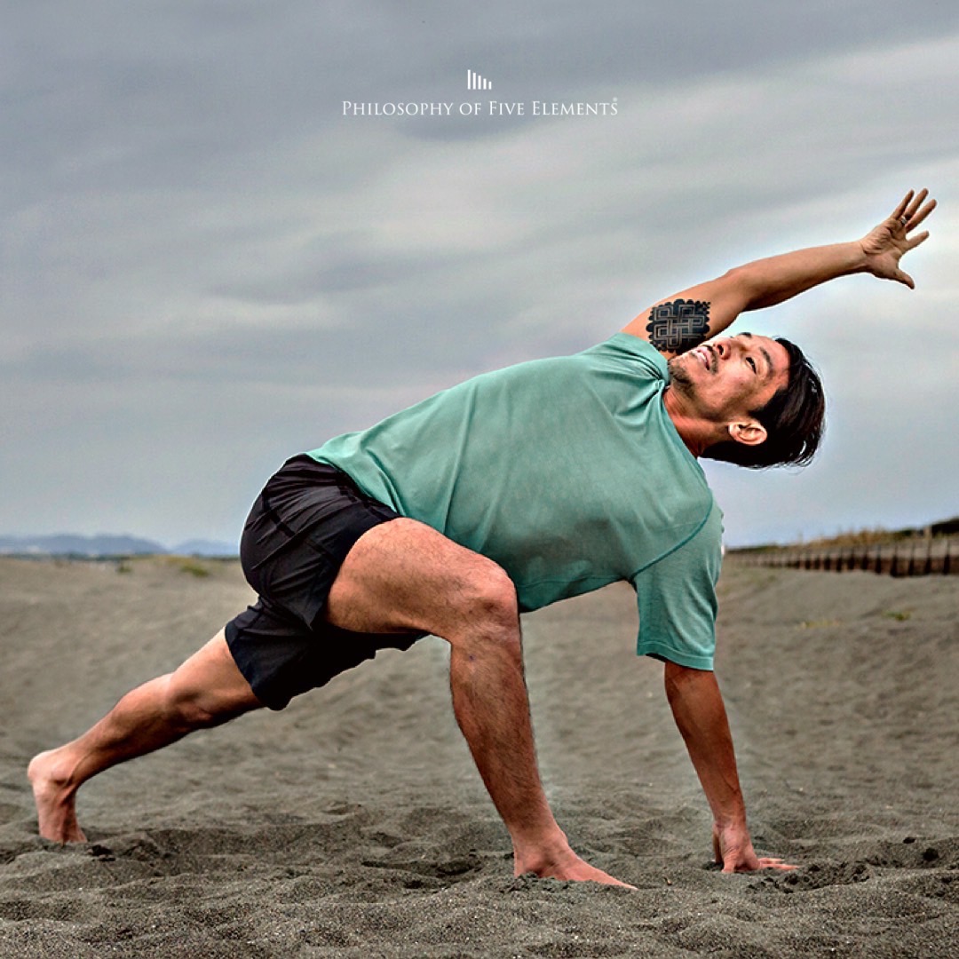 「Morning Activity ROOFTOP YOGA & MEDITATION」