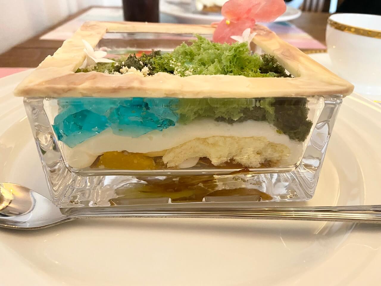 横から見たスイーツ