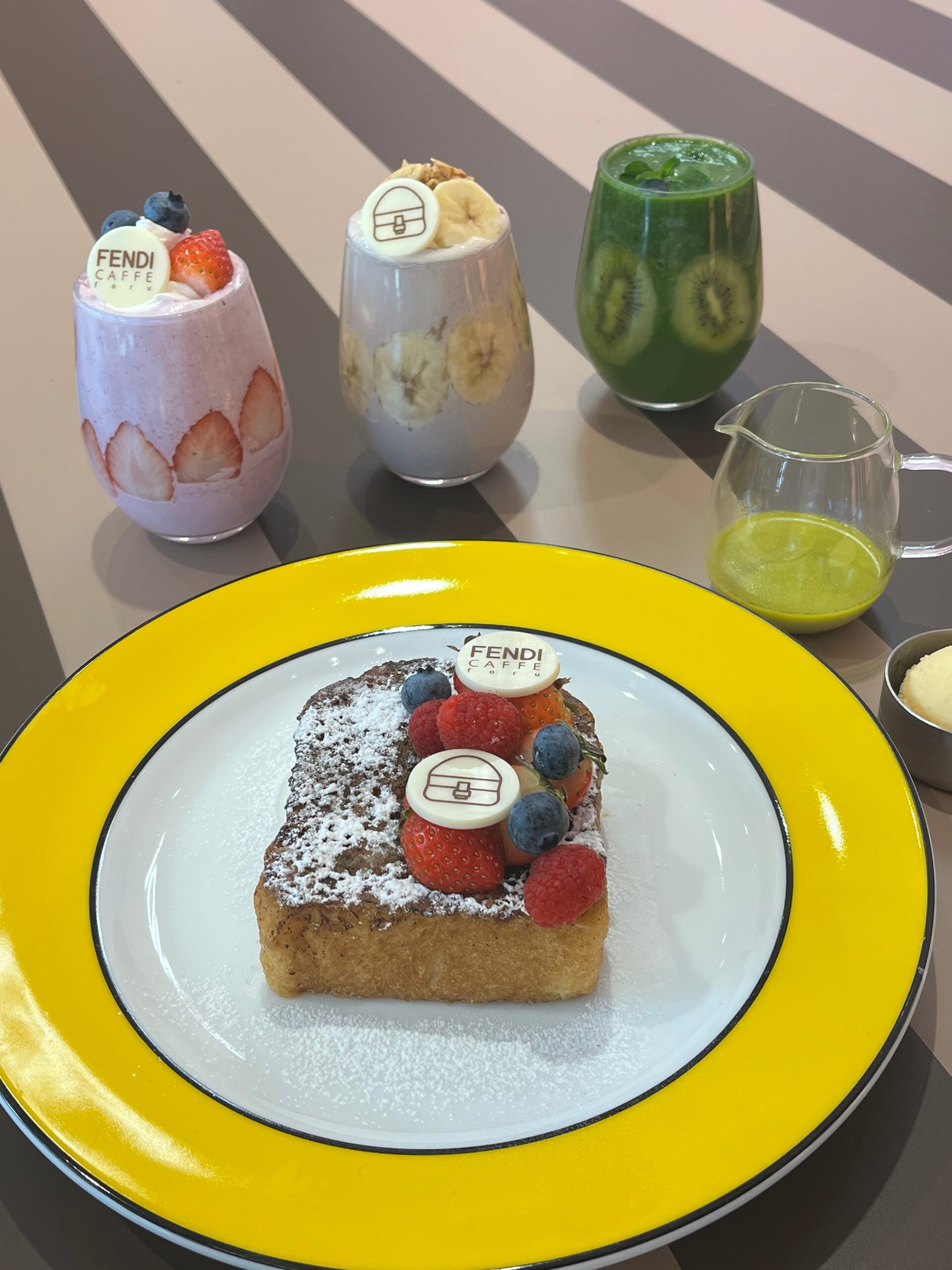 fendiカフェ
