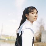 女性の横顔