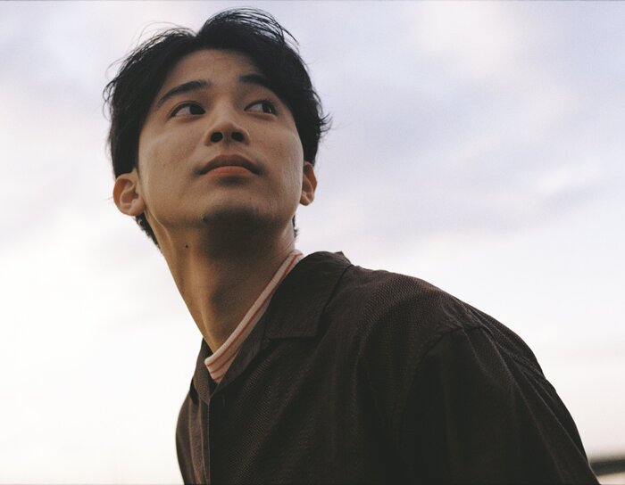 男性の横顔