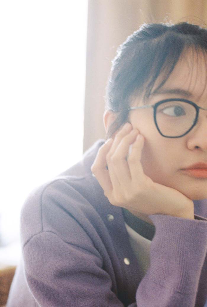 メガネをかけている女性